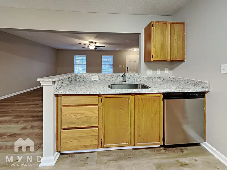 11527 Stewarts Crossing Dr — Photo 10