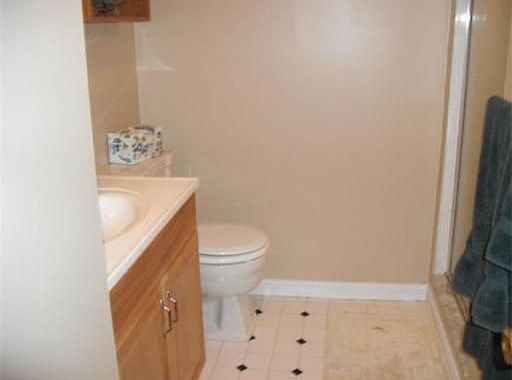 2nd image of 54 Shelby St APT 1