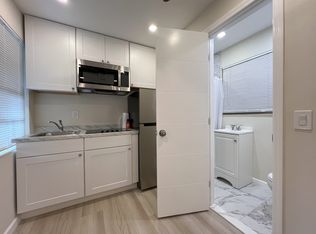 805 NE 7th St UNIT 1, Hallandale, FL 33009