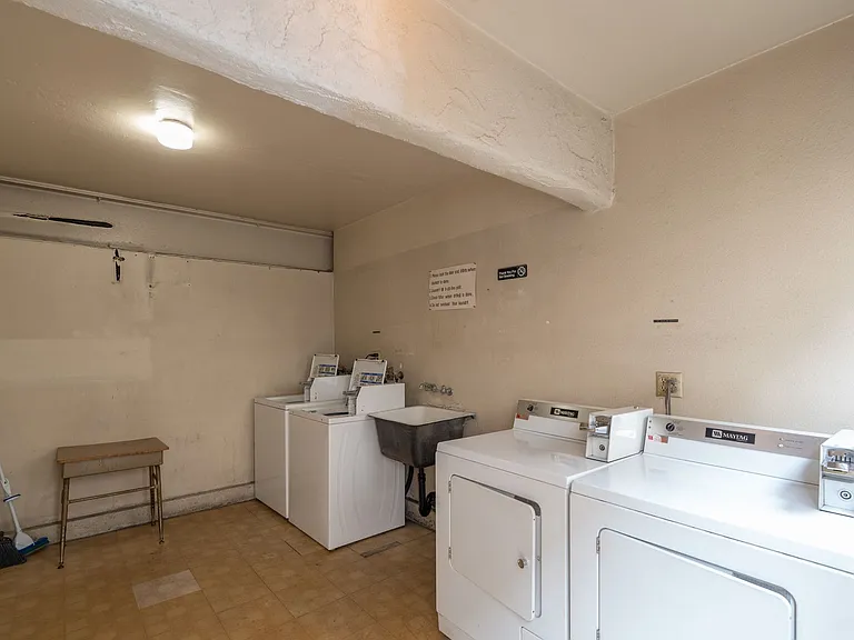 1007Lomi — Photo 14