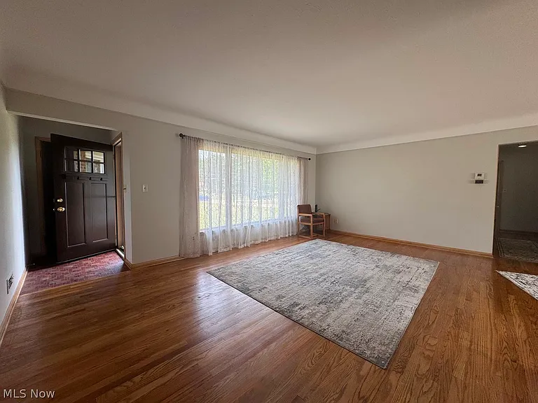 7726 York Rd — Photo 7