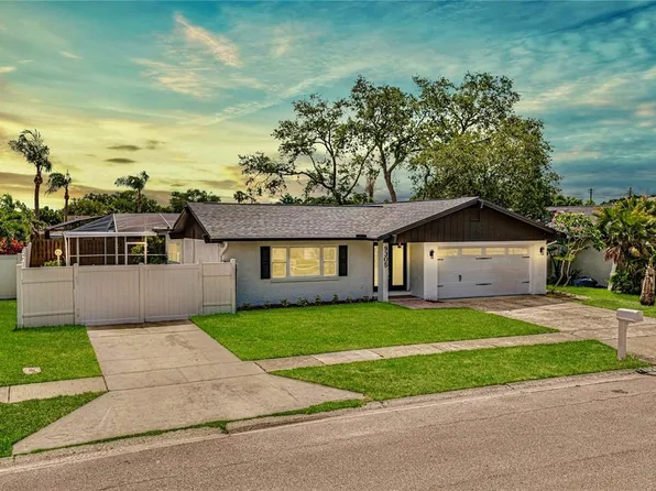 9305 120TH LANE, SEMINOLE, FL 33772