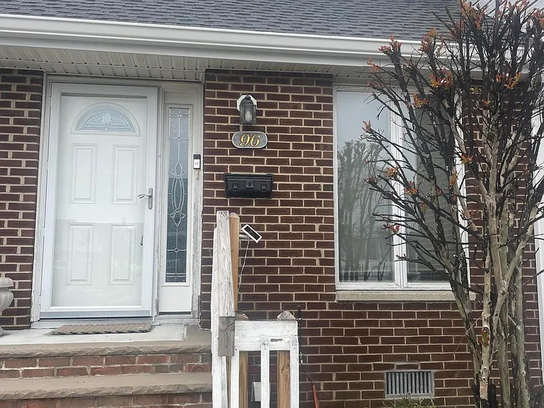 25 Meadow Ave #96 — Photo 1