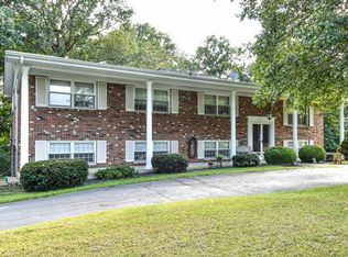 12747 W Watson Rd, Saint Louis, MO 63127