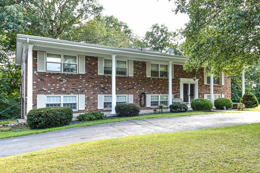 12747 W Watson Rd photo 1
