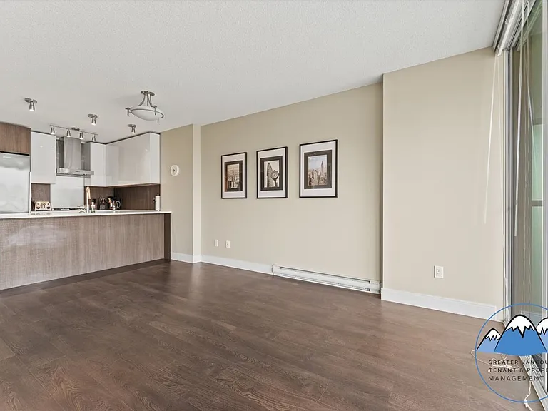 3007 Glen Dr — Photo 6