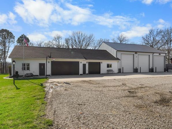 2453 Elm Dr, Fort Dodge, IA 50501