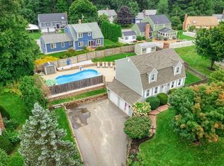 51 Jamestown Rd, Leominster, MA 01453