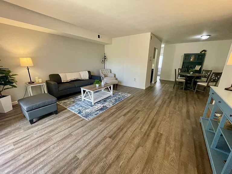 Pennswood Apartments and Townhomes — Photo 6