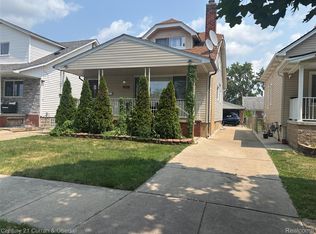 6910 Maple St, Dearborn, MI 48126