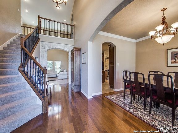 4th image of 18303 Emerald Forest Dr
