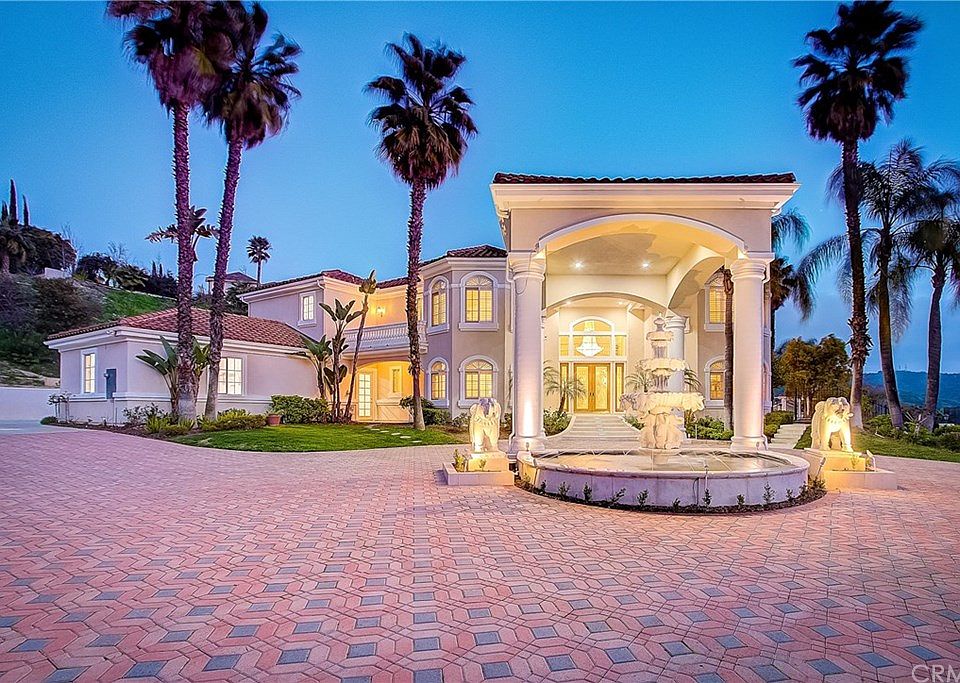 1st image of 2878 Oak Knoll Dr