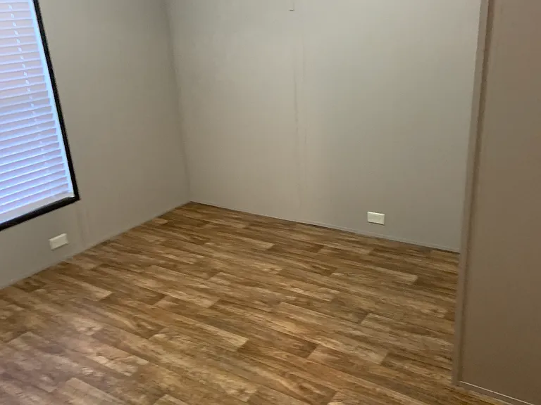 100 Tuckaway Dr #10 — Photo 6