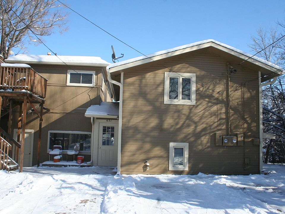 2nd image of 633 22nd St