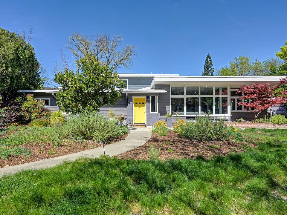 1st image of 2701 Huntington Rd