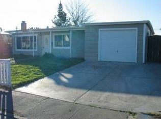 978 Santa Ana Dr, Santa Rosa, CA 95404