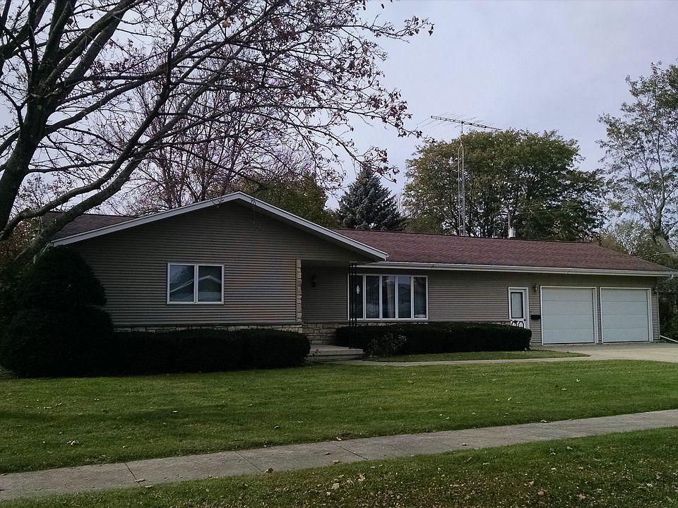 Stone and siding exterior