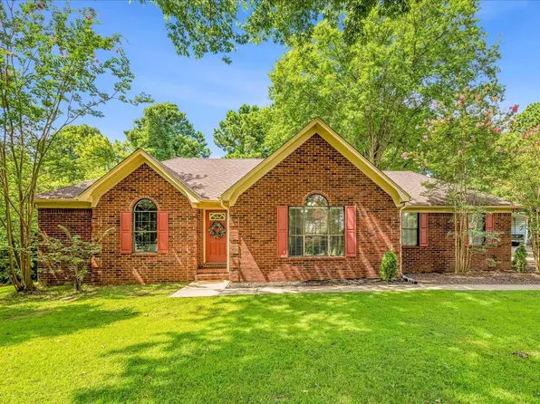184 Cherokee Rd, Millington, TN 38053
