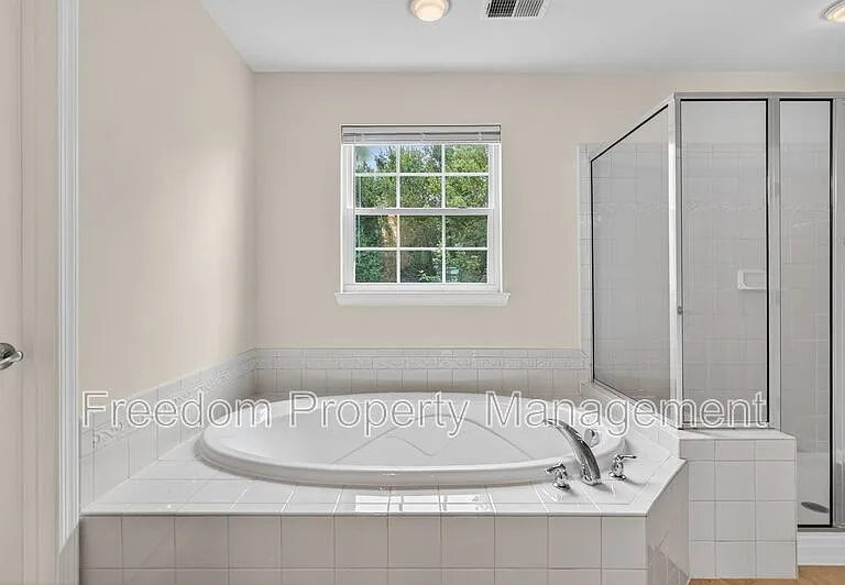 7629 Hamelin Ln — Photo 5