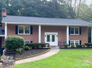 1502 Oakshire Ct Winston Salem NC 27107 MLS #1140666 Zillow 1502 Oakshire Ct Winston Salem NC 27107 MLS #1140666 Zillow