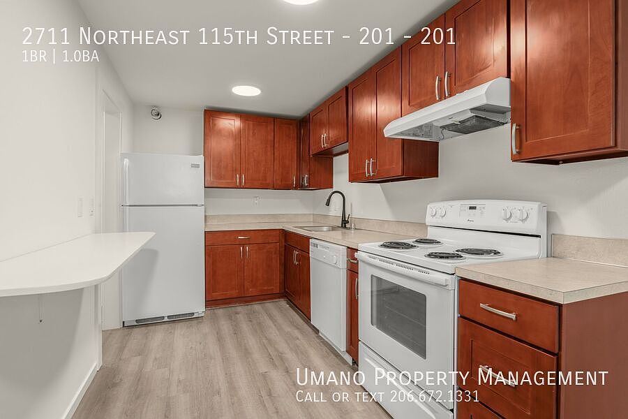 1st image of 2711 NE 115th St APT 201