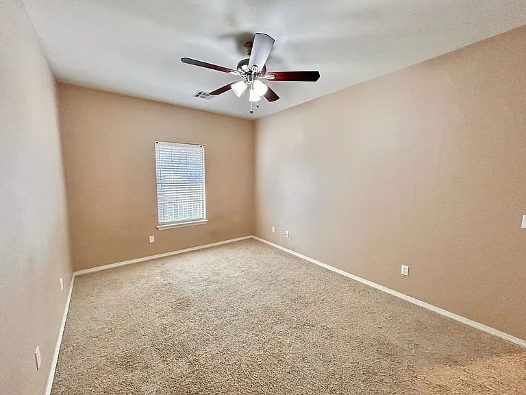 4501 N Youngs Blvd #1 — Photo 7