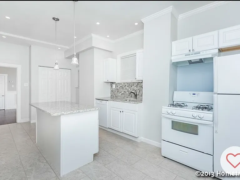 2232 W Baltimore St — Photo 6