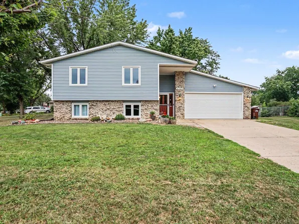 8334 77th Street Ct S, Cottage Grove, MN 55016