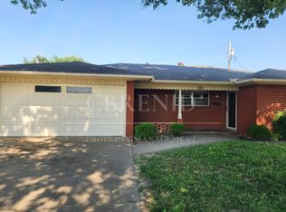 301 S Hoover St, Enid, OK 73703