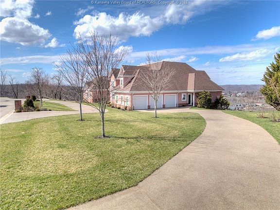 2nd image of 480 Saint Andrews Dr