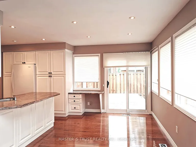 68 Lehman Cres — Photo 10