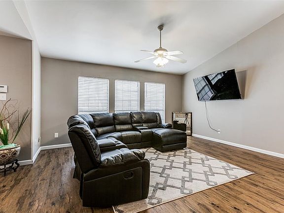 3rd image of 7106 Christina Ln