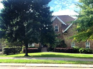 1425 Savannah Park Dr, Spring Hill, TN 37174