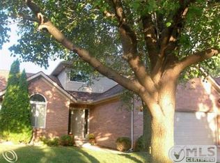 22205 Brehmer Ct #4, Brownstown, MI 48183