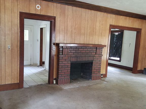 4th image of 2554 E Midlothian Blvd
