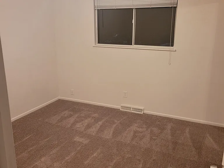2460 Reed St — Photo 3