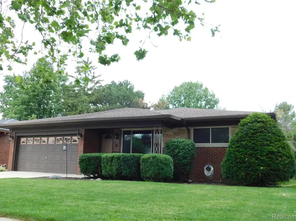 30804 Dover Ave, Warren, MI 48088