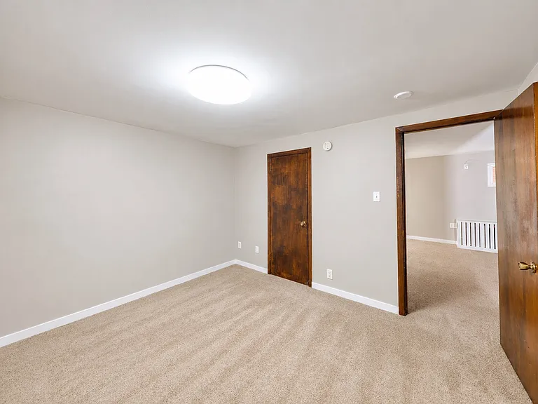 216 2nd Ave S #2 — Photo 9