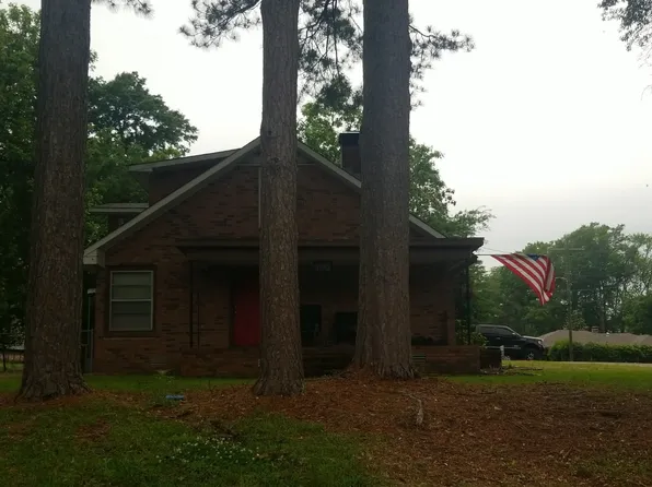 105 E 11th St, Smackover, AR 71762