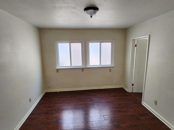5th image of 3343 4th Ave #101