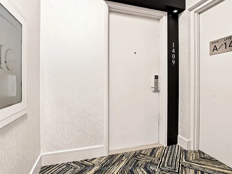 80 Marine Parade Dr #1409 — Photo 2