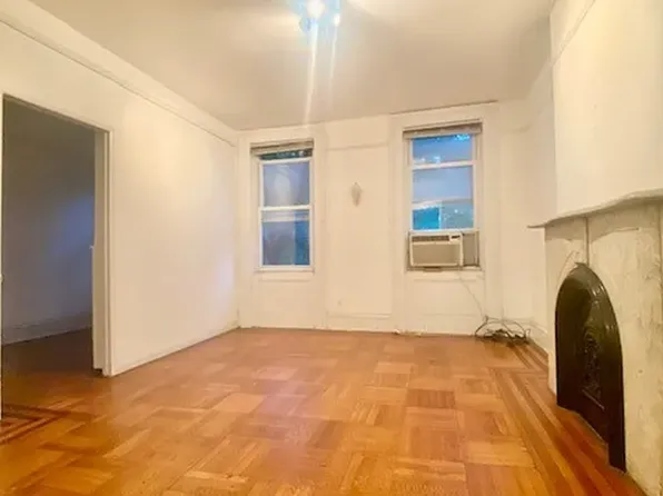 170 North 6th Street image 1 of 5