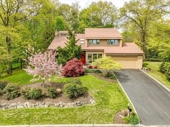 7 John Way, Hauppauge, NY 11749