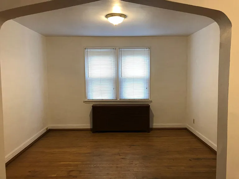 6313 Phillips Ave — Photo 5