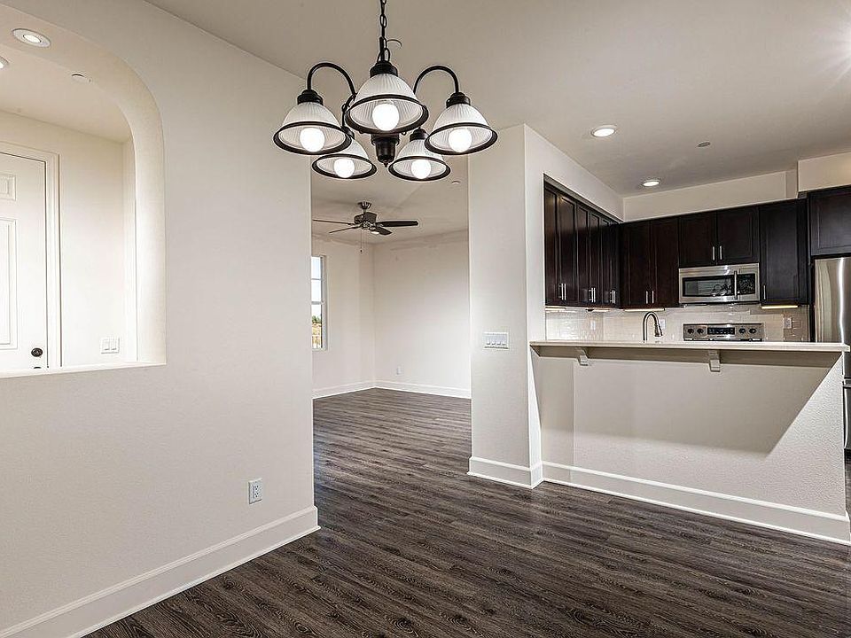 1st image of 1726 Paseo Ct