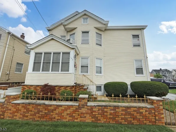 142 Lincoln Ave, Totowa Boro, NJ 07512