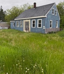 81 New County Road, Rockland, ME, 04841