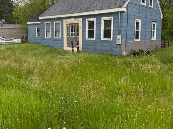 81 New County Road, Rockland, ME 04841