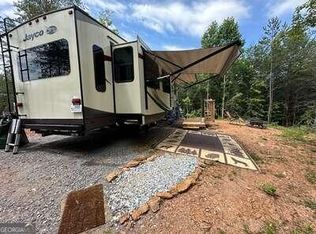 667 Long Branch Rd, Marble, NC 28905