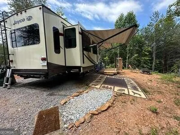 667 Long Branch Rd, Marble, NC 28905